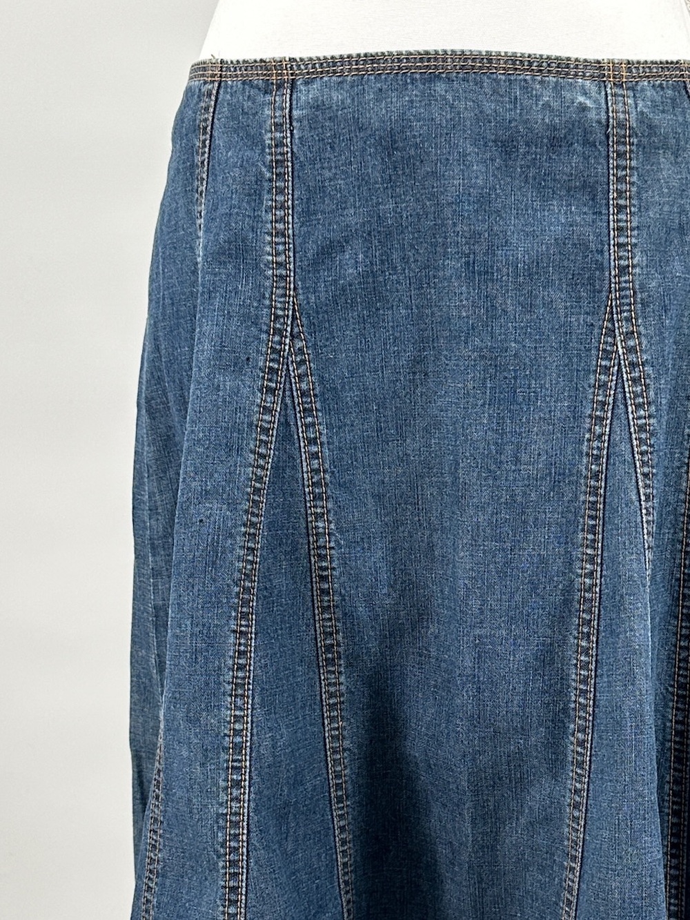 Gap Denim A-Line Midi Skirt Paneled Raw Edge Hem 100% Cotton Size 4 Y2K - Picture 2 of 10